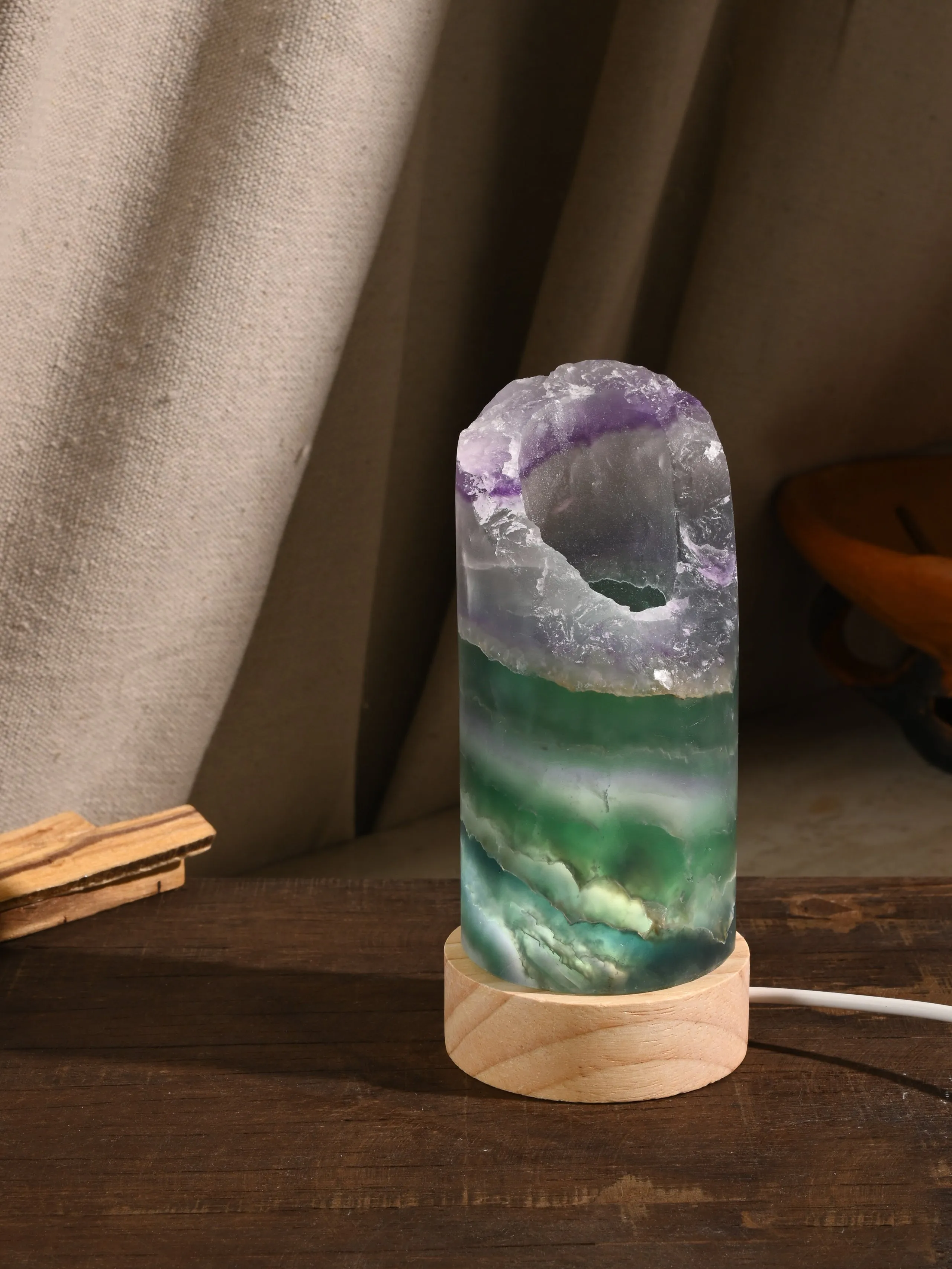 Fluorite USB Lamp