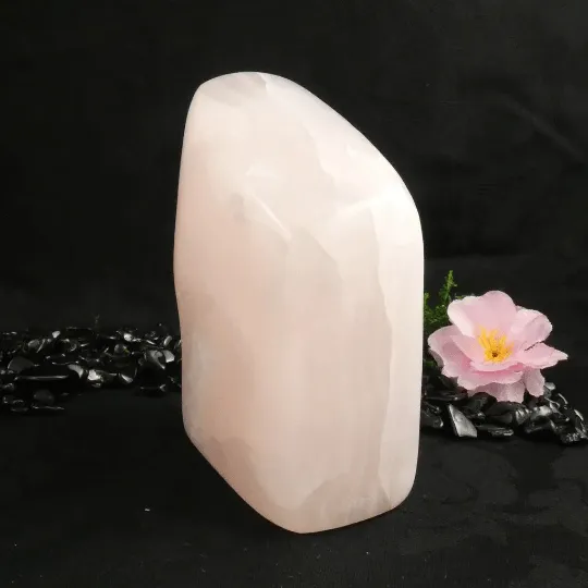 Mangano Calcite Freeform