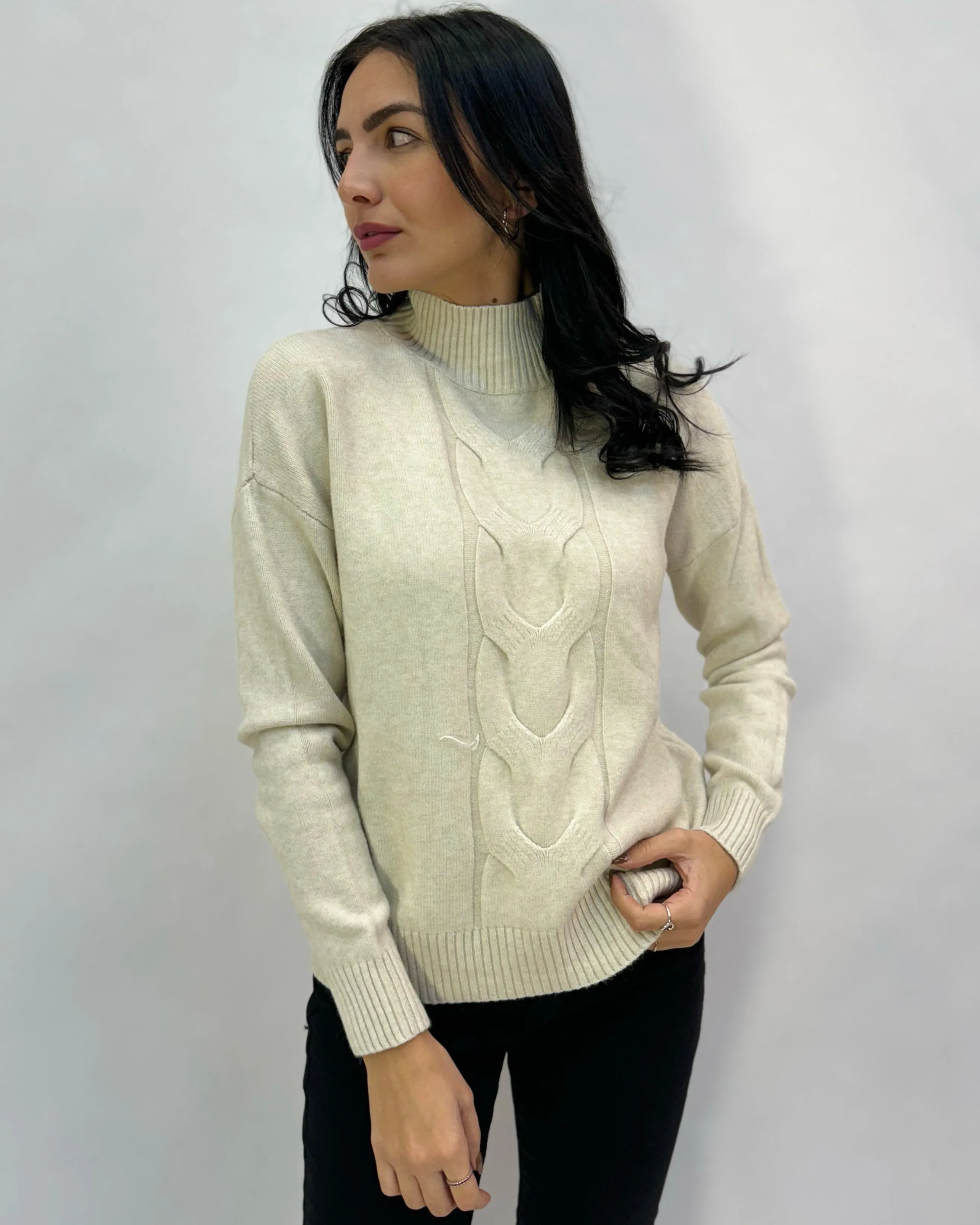 Pullover comodo con intreccio