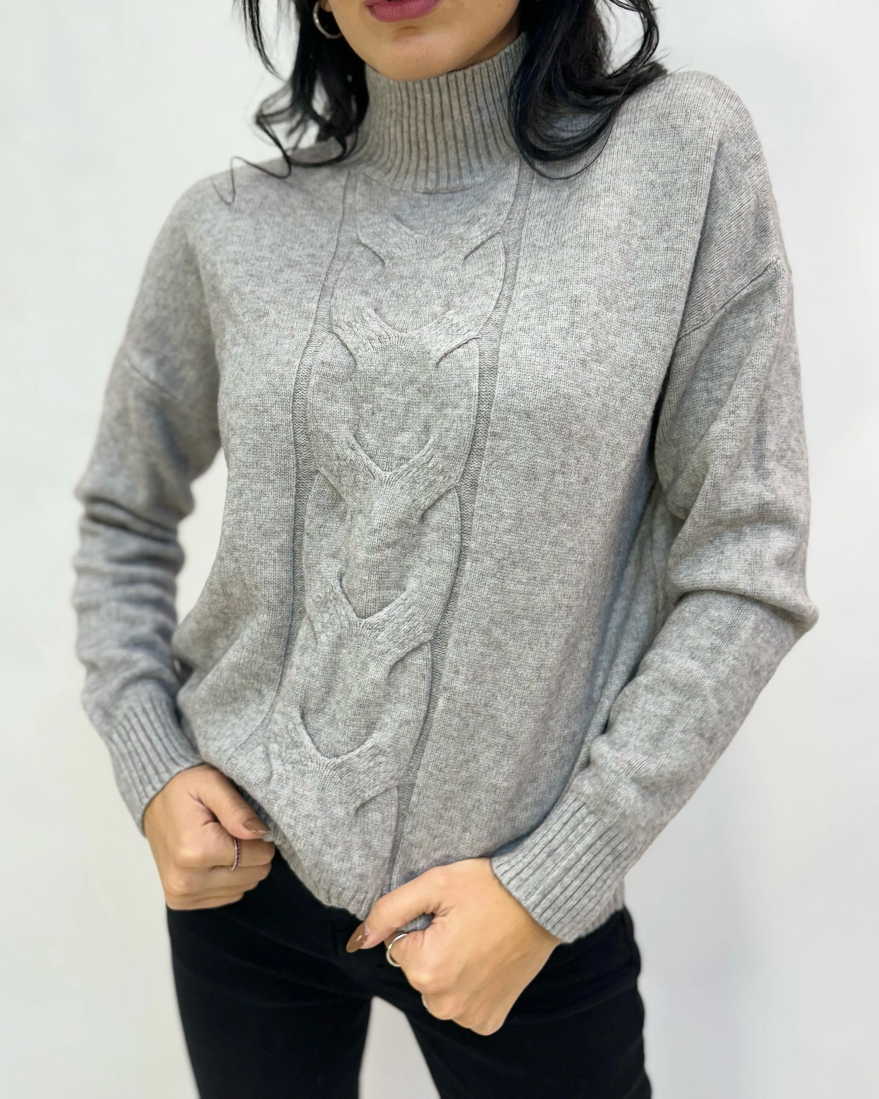 Pullover comodo con intreccio