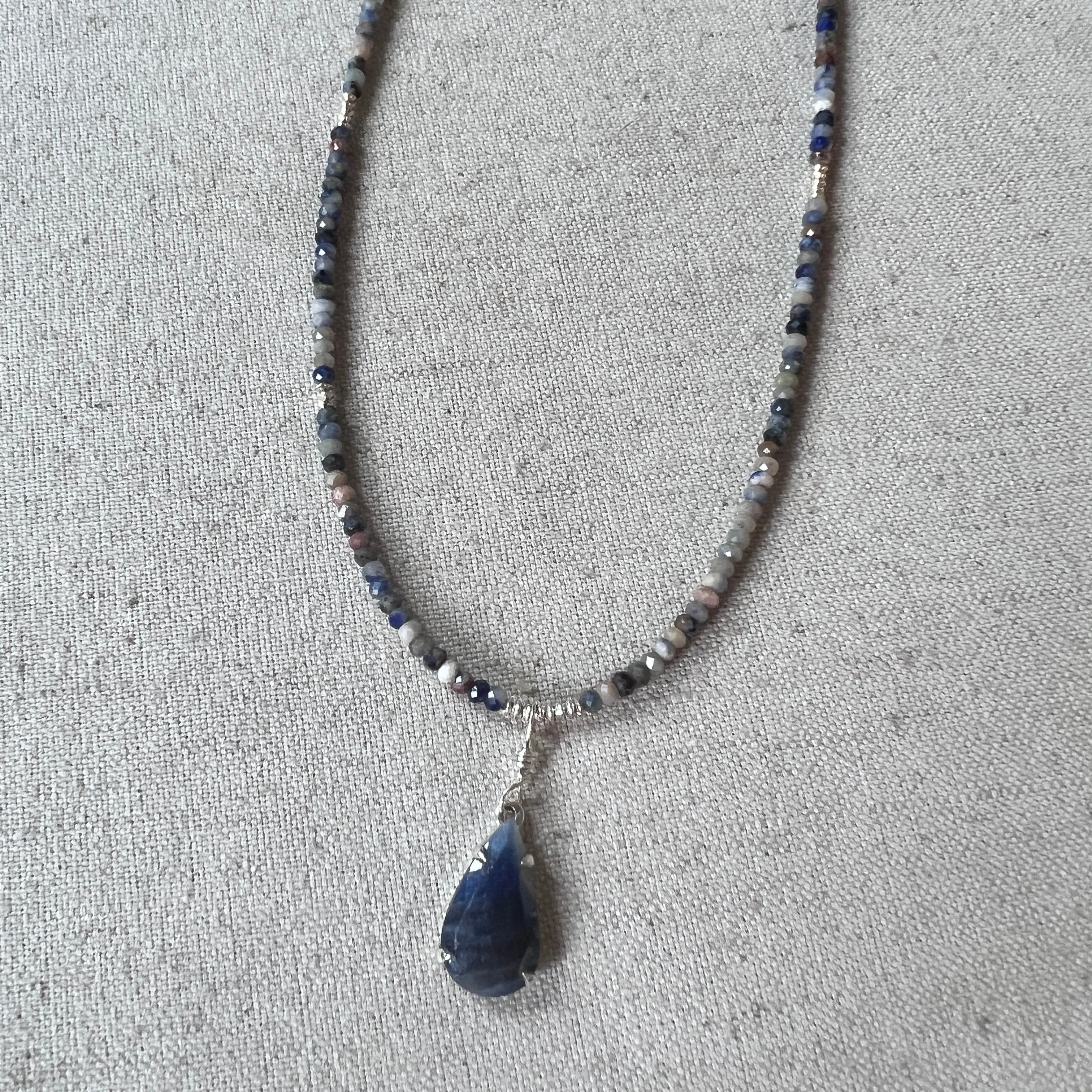 Sapphire Stunner Necklace