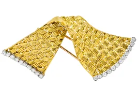 Tiffany & Co. France 0.90 CTW Diamond 18 Karat Gold Brooch