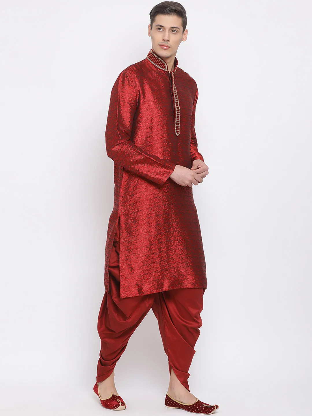 VASTRAMAY Men's Maroon Cotton Silk Blend Kurta