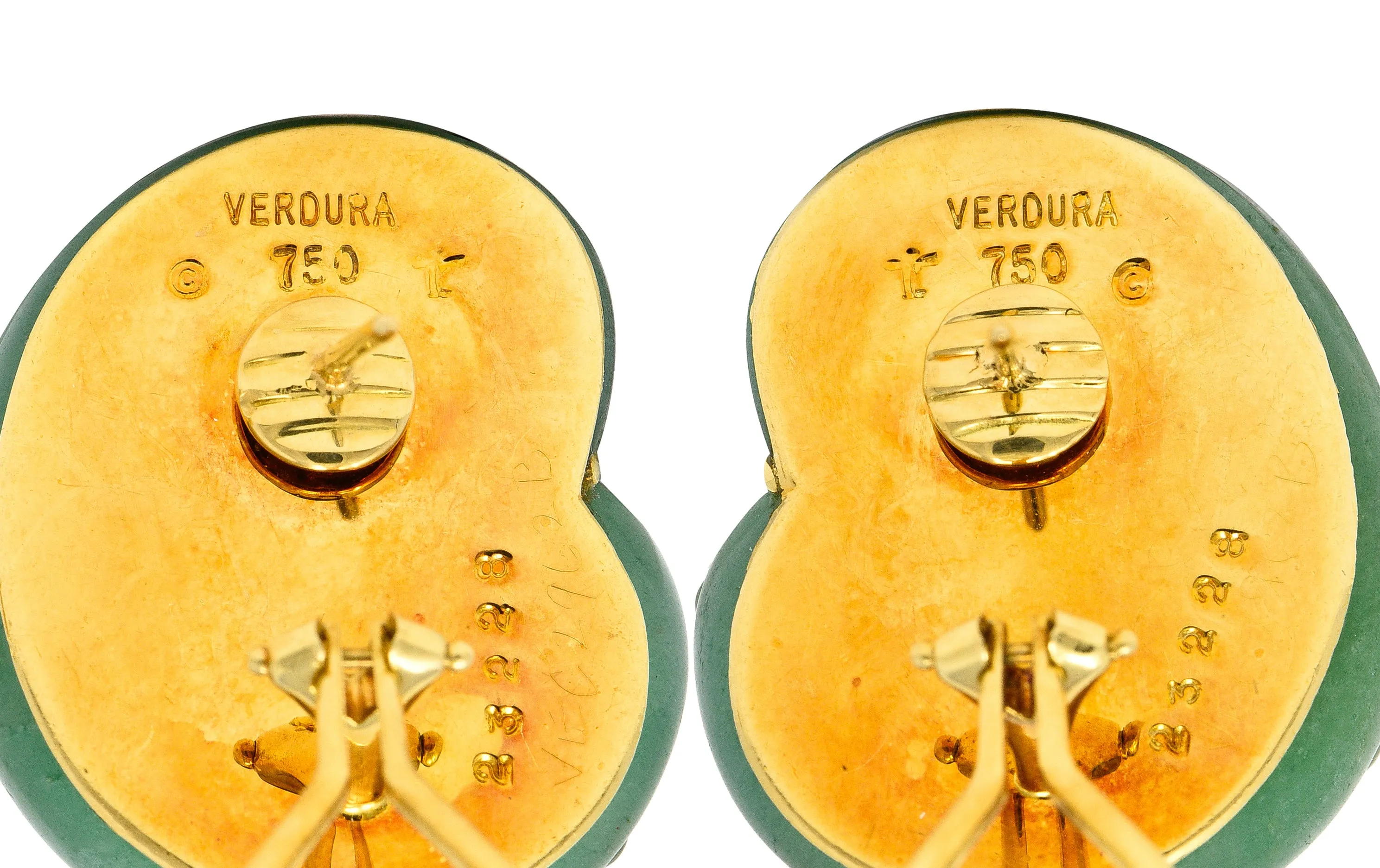 Verdura 1980's  Carved Aventurine Nephrite Jade Cabochon 18 Karat Yellow Gold Sea Shell Vintage Earrings